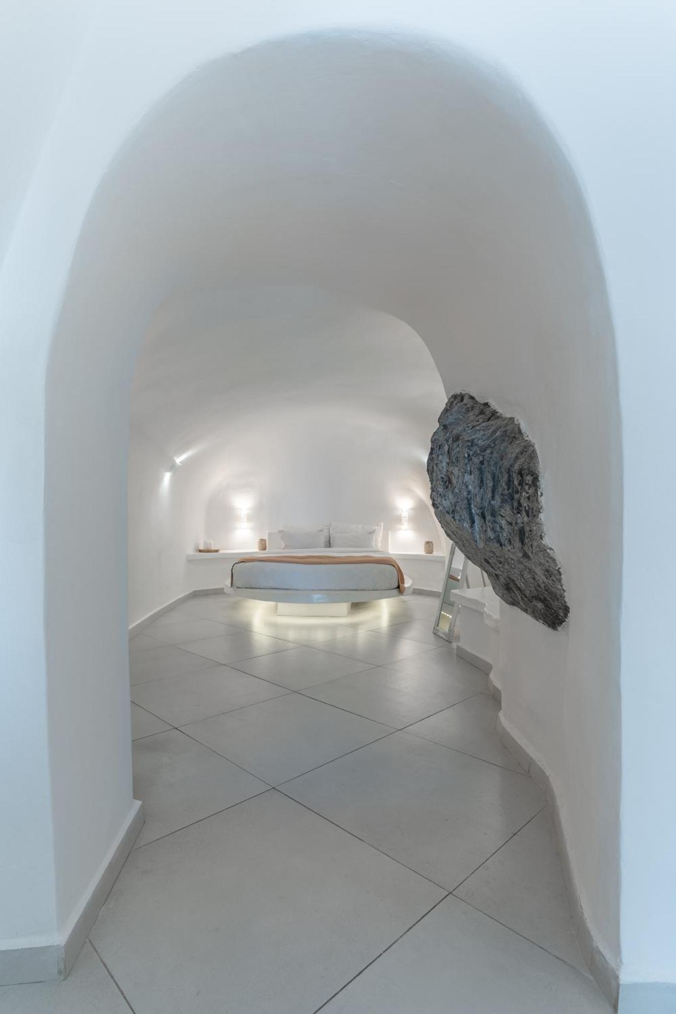 Luxus Vip Suites أويا المظهر الخارجي الصورة