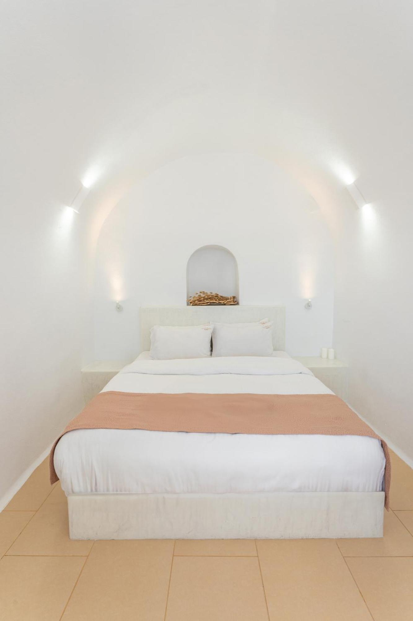Luxus Vip Suites أويا المظهر الخارجي الصورة