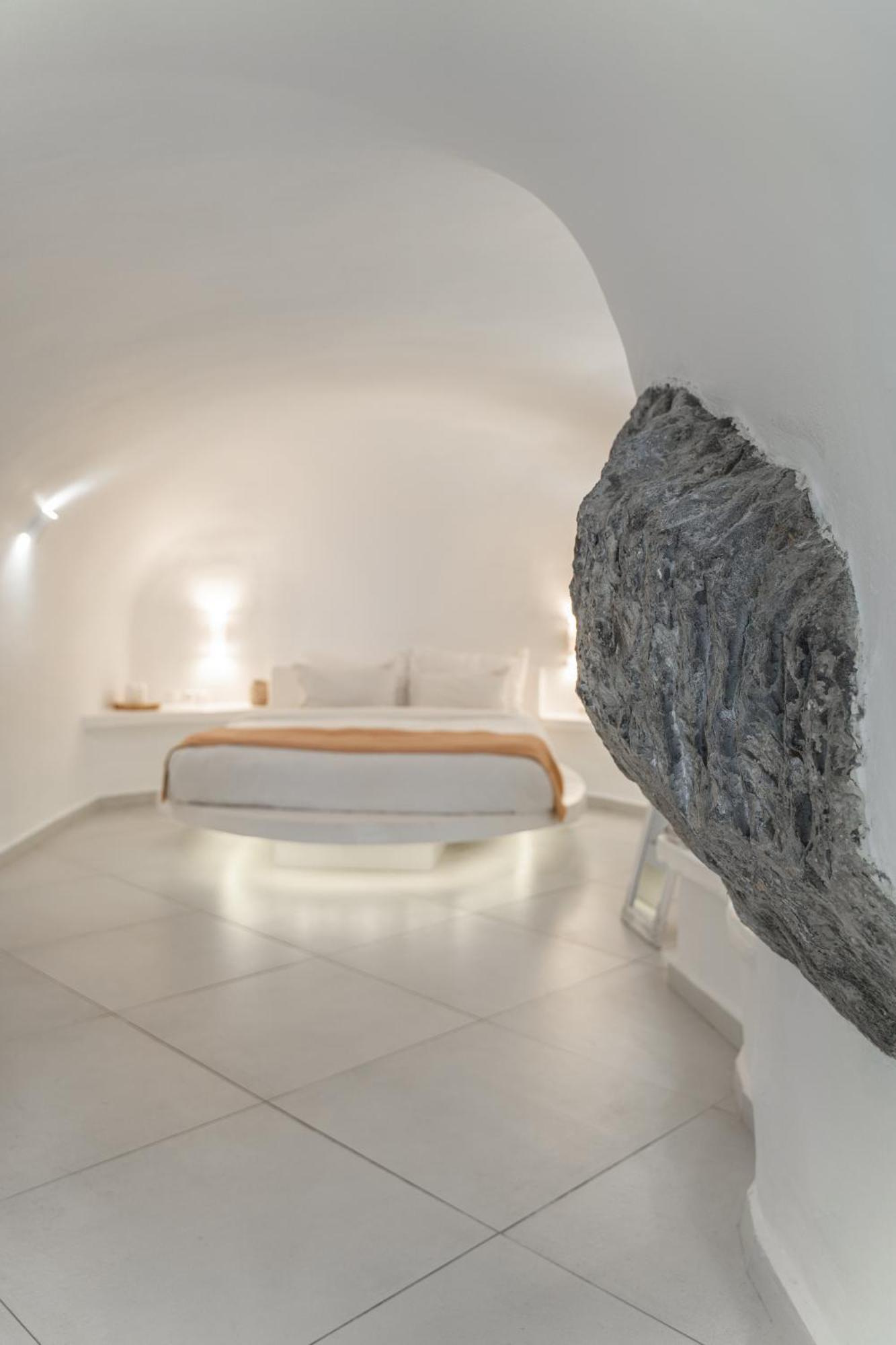 Luxus Vip Suites أويا المظهر الخارجي الصورة