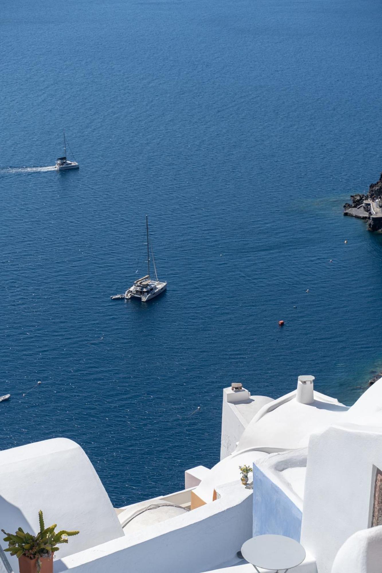 Luxus Vip Suites أويا المظهر الخارجي الصورة